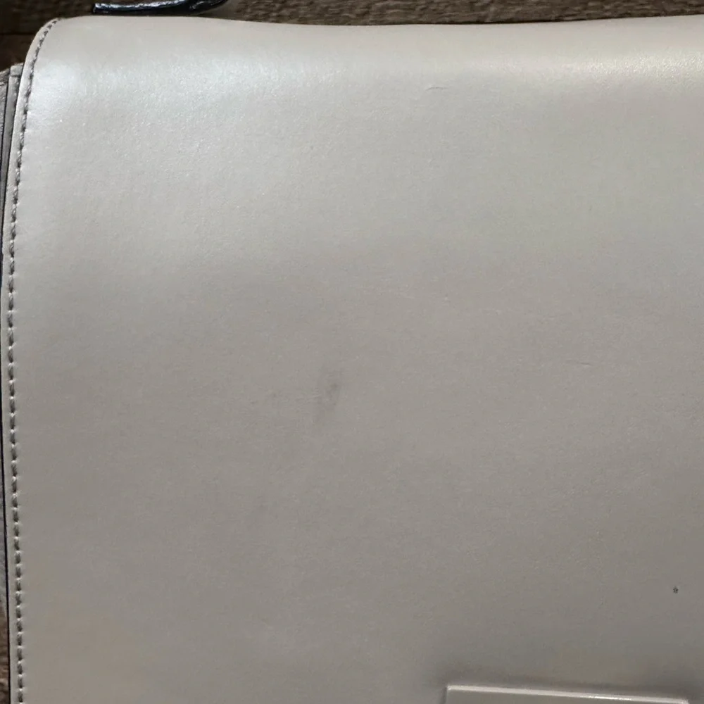 Kate Spade New York Light Gray Leather Top Handle Satchel Crossbody